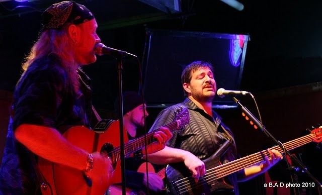 The_Rhythm_Yard_at_Bellas_021_1288098114